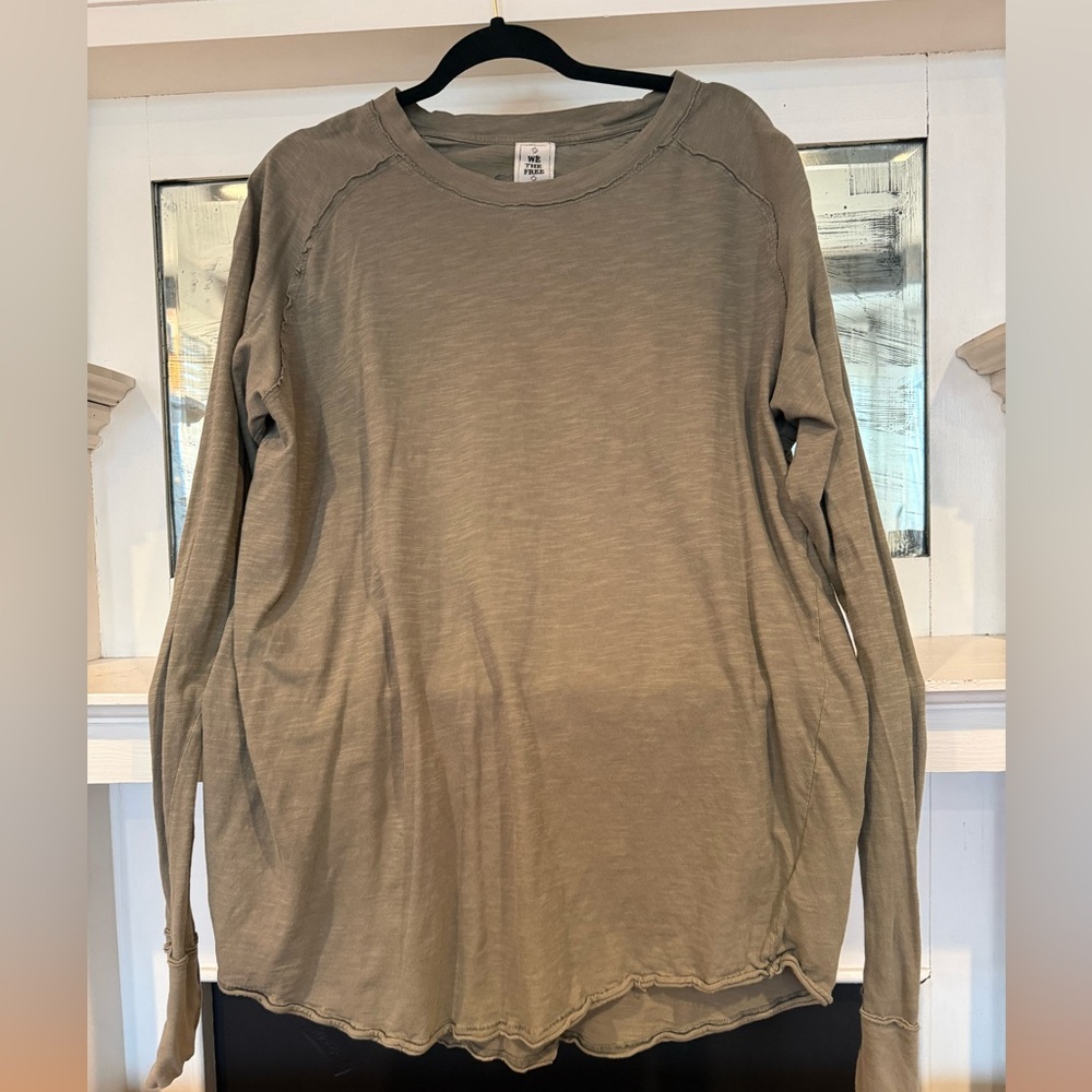 Free People/ We The Free Arden Long Sleeve Tee in Olive